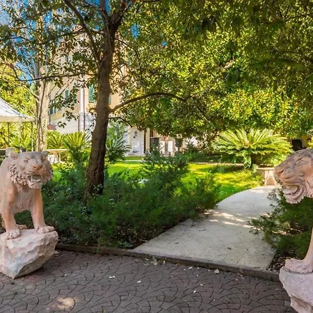 بيت ضيافة Ito